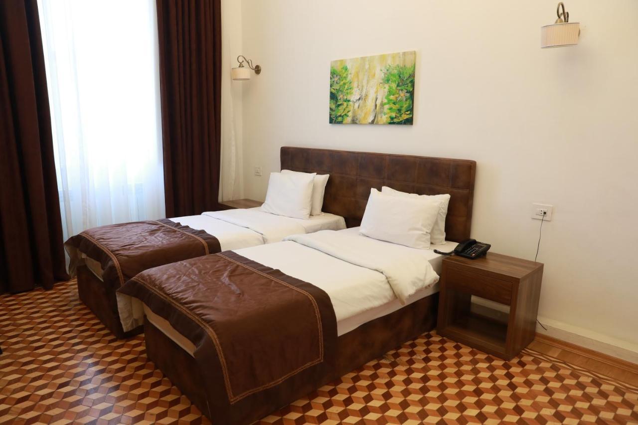 Malakan Hotel บากู ภายนอก รูปภาพ